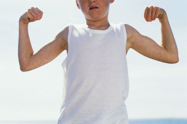 snažan tinejdžer i povećanje penisa u 14. godini